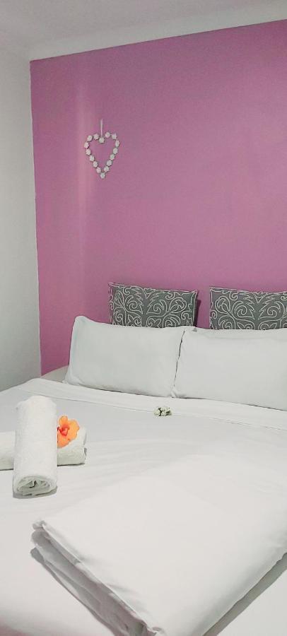 Red Pillars Hotel Порт Елизабет Екстериор снимка